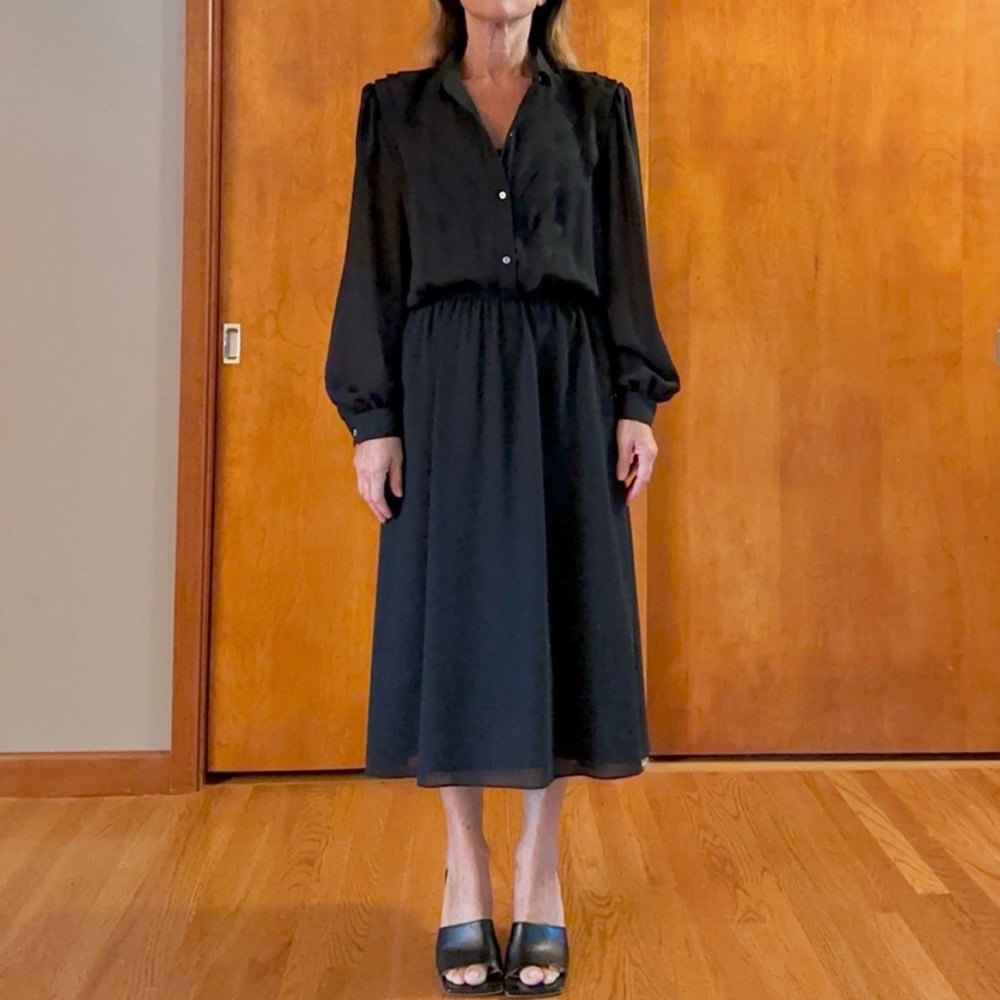 VTG Neiman Marcus black dress.